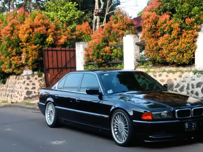 BMW Serie 7 1996