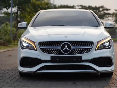 Mercedes-Benz CLA200 2017