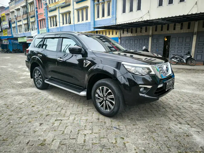 Nissan Terra 2019