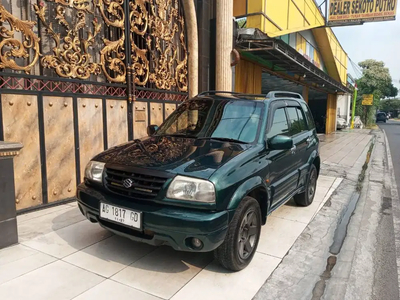 Suzuki Escudo 2005