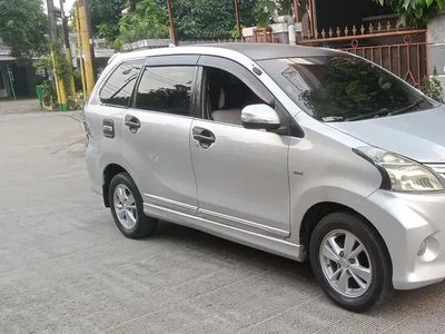 Toyota Avanza 2012