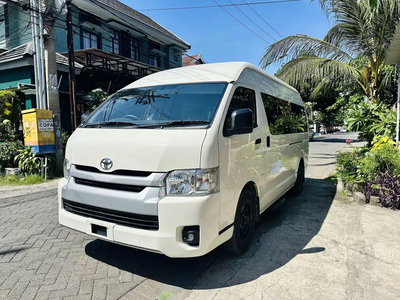 Toyota HI Ace 2024