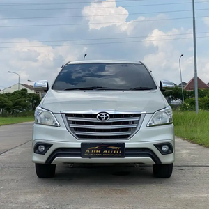 Toyota Kijang Innova 2014