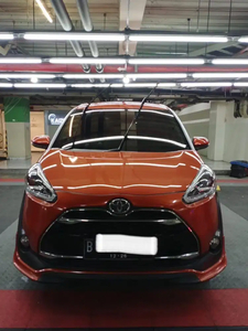 Toyota Sienta 2016