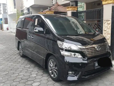 Toyota Vellfire 2012