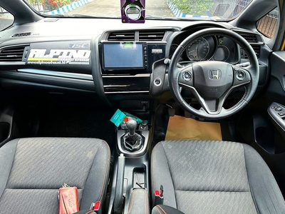 Promo Honda Jazz RS M/T Tahun 2018 - Beli Mobil Cash Murah