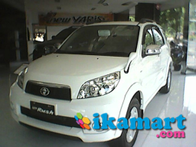 Toyota Rush G Matic Putih Surabaya Murah