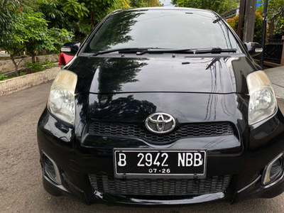 2012 Toyota Yaris E AT