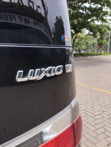 Daihatsu Luxio 1.5 X AT Matic 2018 Hitam