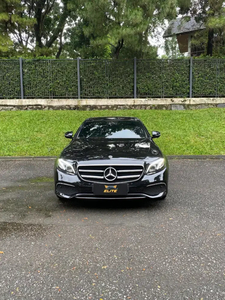 Mercedes-Benz E300 2019