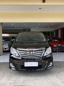 Toyota Alphard 2013