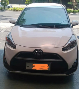 Toyota Sienta 2018