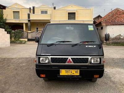 2021 Mitsubishi L300 Pickup Standard