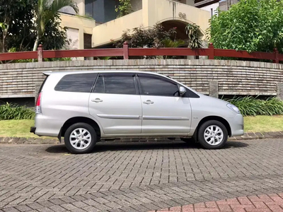 Toyota Kijang Innova 2010