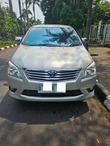 Toyota Kijang Innova 2012