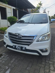 Toyota Kijang Innova 2015