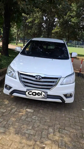 Toyota Kijang Innova 2015