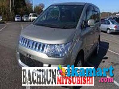 Mitsubishi Delica 200cc At