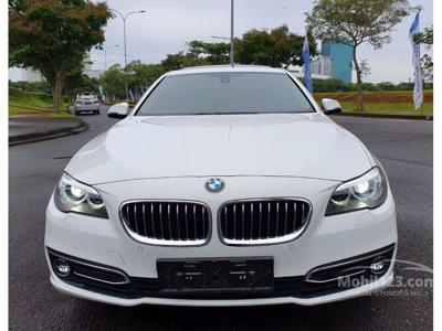 2016 BMW 520i 2.0 Luxury Sedan