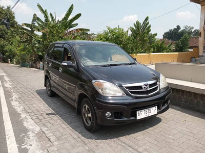 Daihatsu Xenia 2007