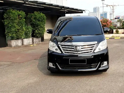 Toyota Alphard 2012