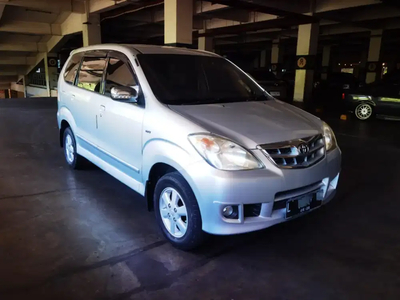 Toyota Avanza 2010