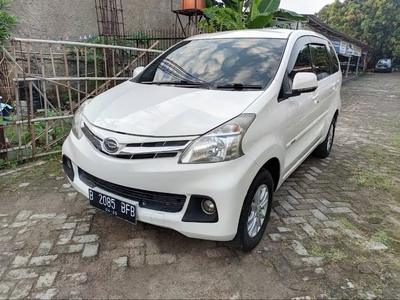 Daihatsu Xenia 2015