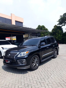 Lexus LX570 2014