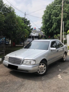 Mercedes-Benz C230 1997