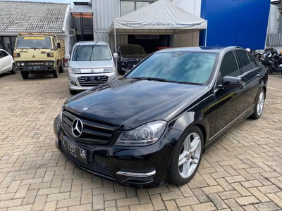 Mercedes-Benz C250 2012