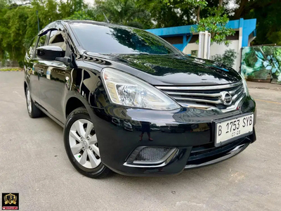 Nissan Grand livina 2013