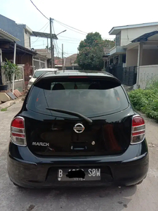 Nissan March 2011