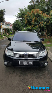 Subaru Forrester 2011 2.0 A/T Black