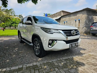 Toyota Fortuner 2016