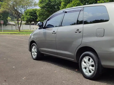 Toyota Kijang Innova 2010