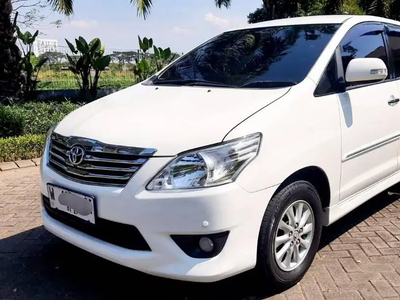 Toyota Kijang Innova 2011