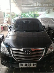 Toyota Kijang Innova 2014