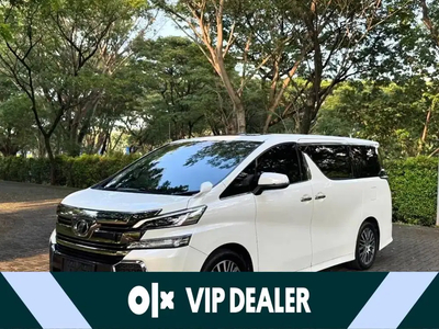 Toyota Vellfire 2015