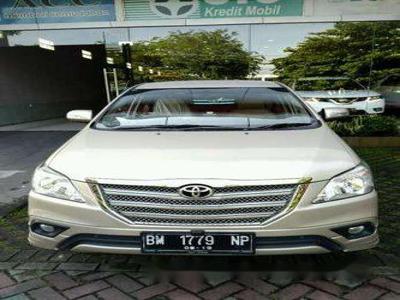Dijual Mobil Toyota Kijang Innova G 2014
