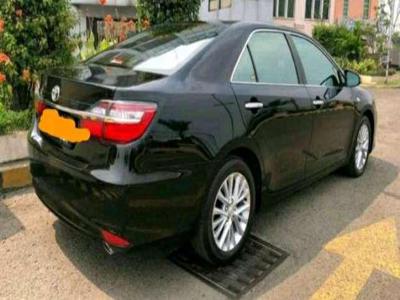 Jual mobil Toyota Camry type V tahun 2015