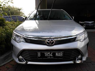 Jual mobil Toyota Camry V 2015