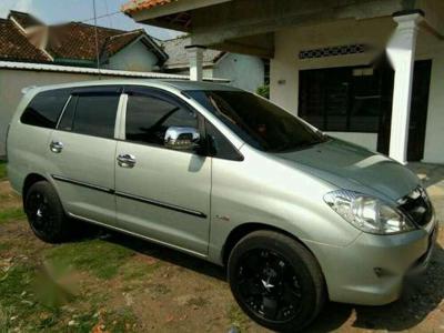 Jual mobil Toyota Innova 2007