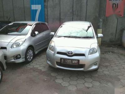 Jual mobil Toyota Yaris J 2012