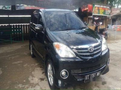 Jual Toyota Avanza 2011 mulus