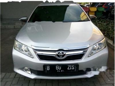 Jual Toyota Camry V 2012 Sedan