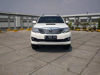 Jual Toyota Fortuner VNT Automatic 2013