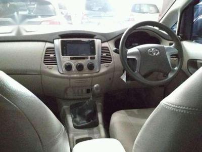 Jual Toyota Kijang Innova G Bensin 2014