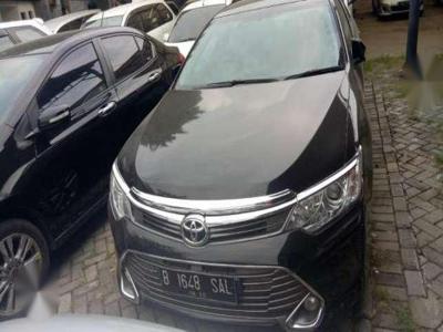 Toyota New Camry 2.5 V Automatic 2015