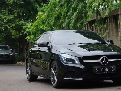 Mercedes-Benz CLA200 2014