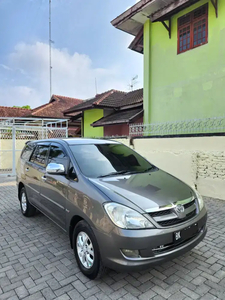 Toyota Kijang Innova 2007